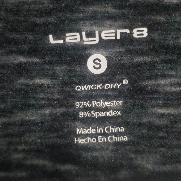 Layer 8 Qwick Dry Fleece. Full Zip. Thumb Hole Sleeves. Slimming Fit Size Small. - Picture 5 of 6
